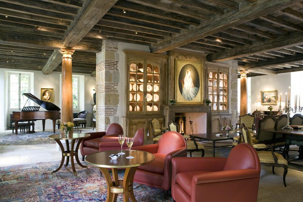 Les Pres D'Eugenie Hotel Ресторант снимка